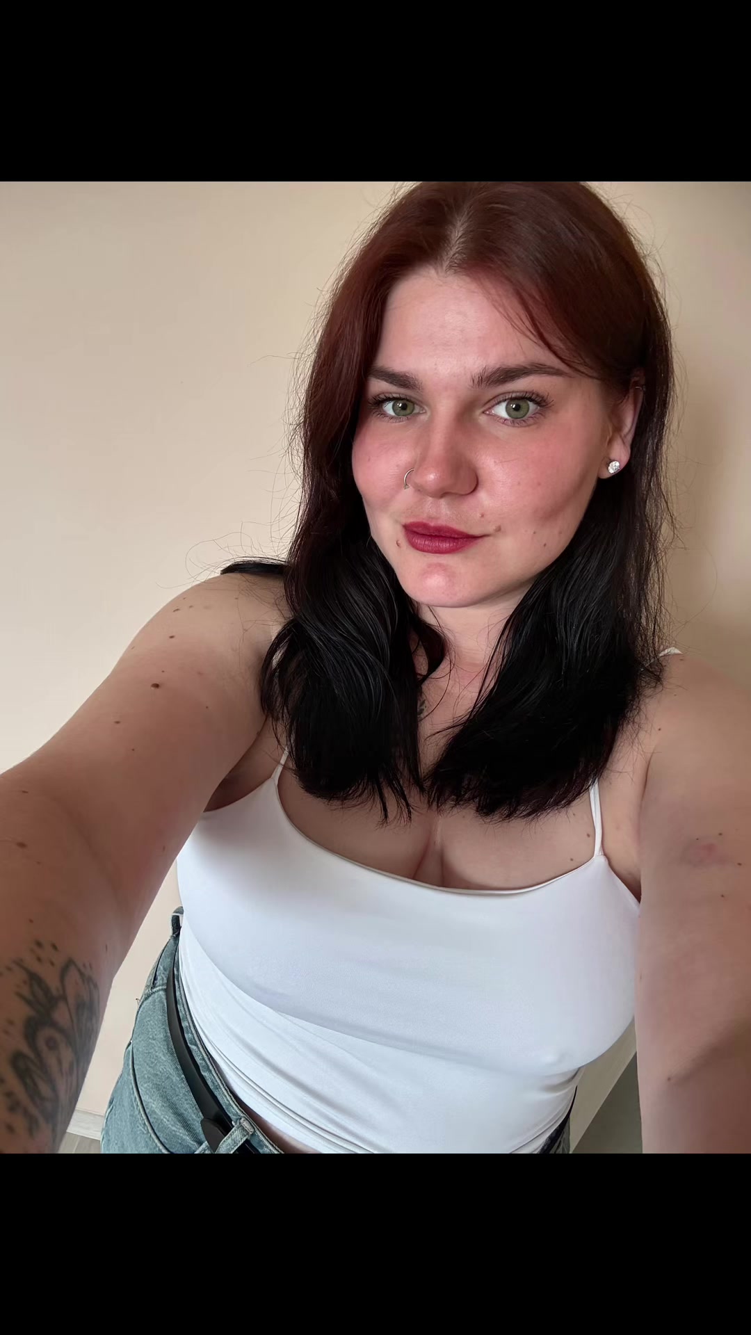 @Александра