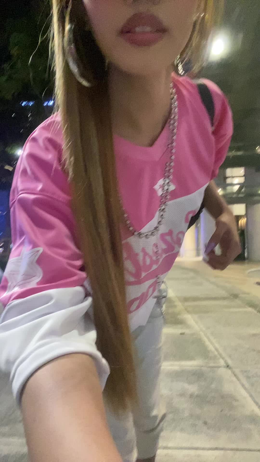 @laviña