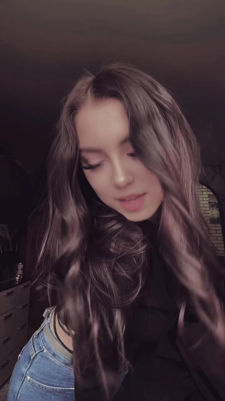 @_romanovna_🌹