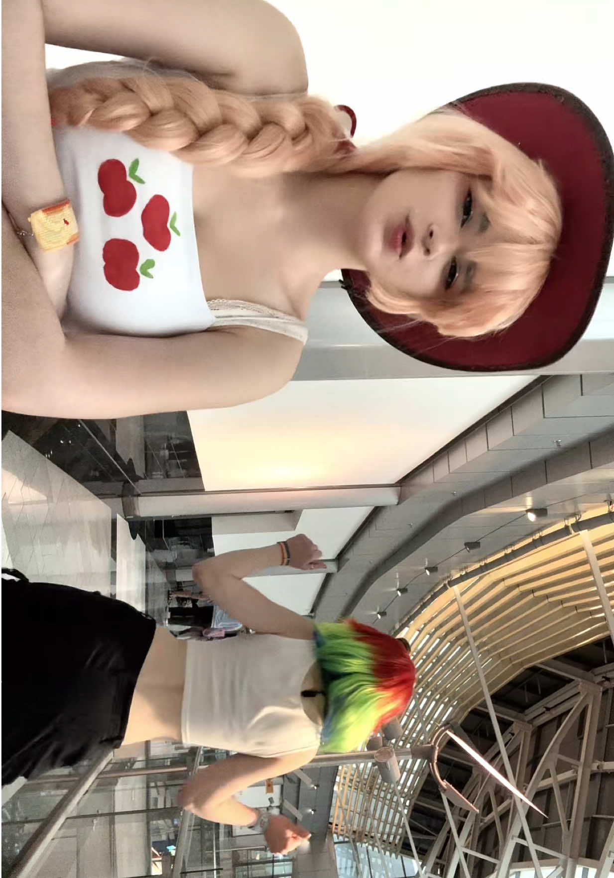 @ᴅᴀɴᴀ.🍒