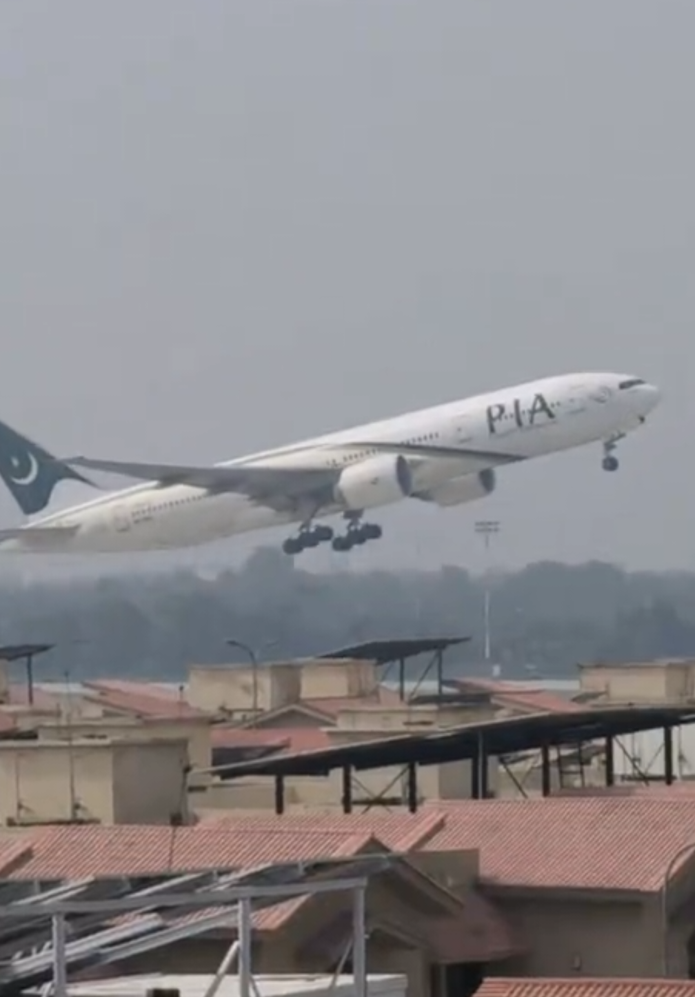 @LAHORE AIRPORT ✈️🛫