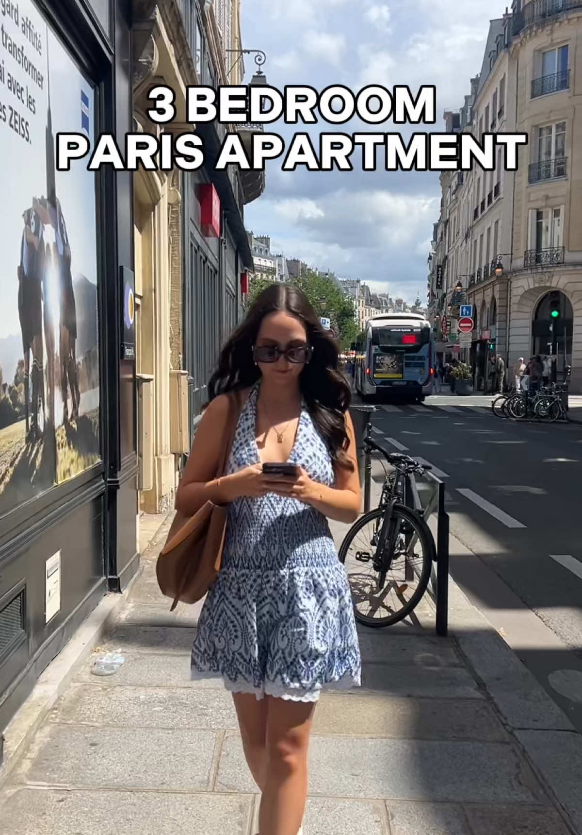 @ZOE IN PARIS 🇫🇷