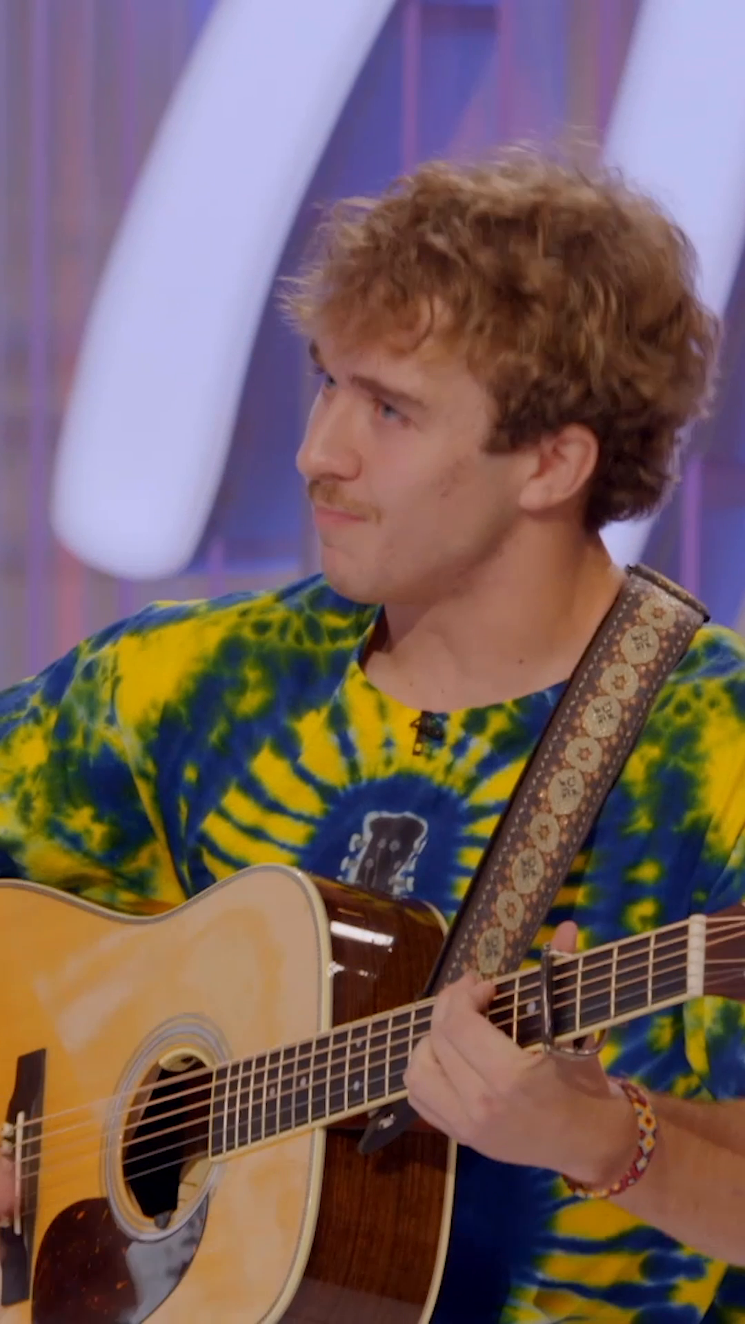 @AmericanIdol