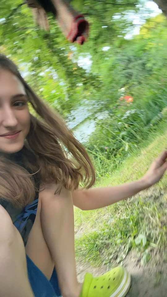 @аришка🧠