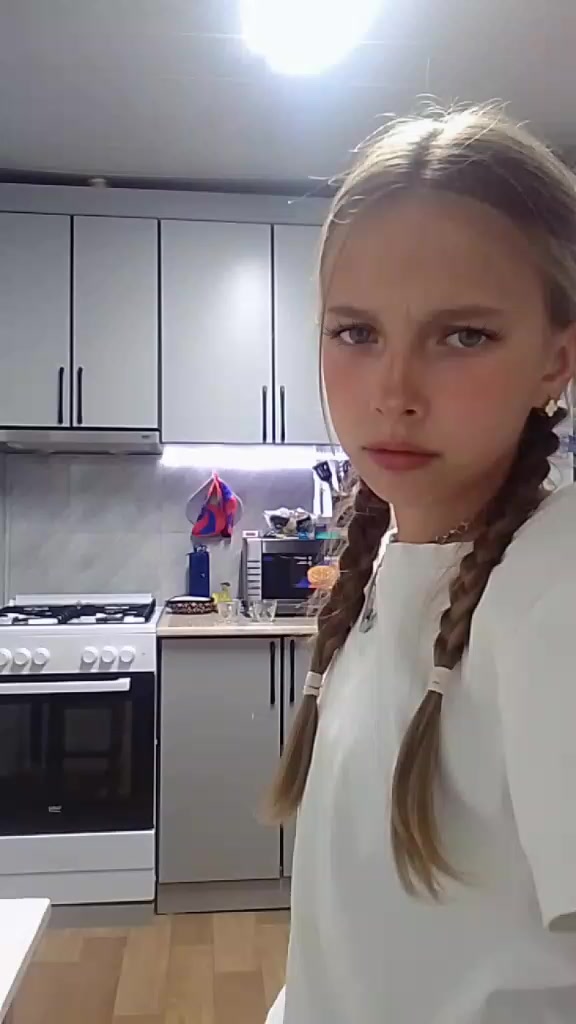 @лиза🥰