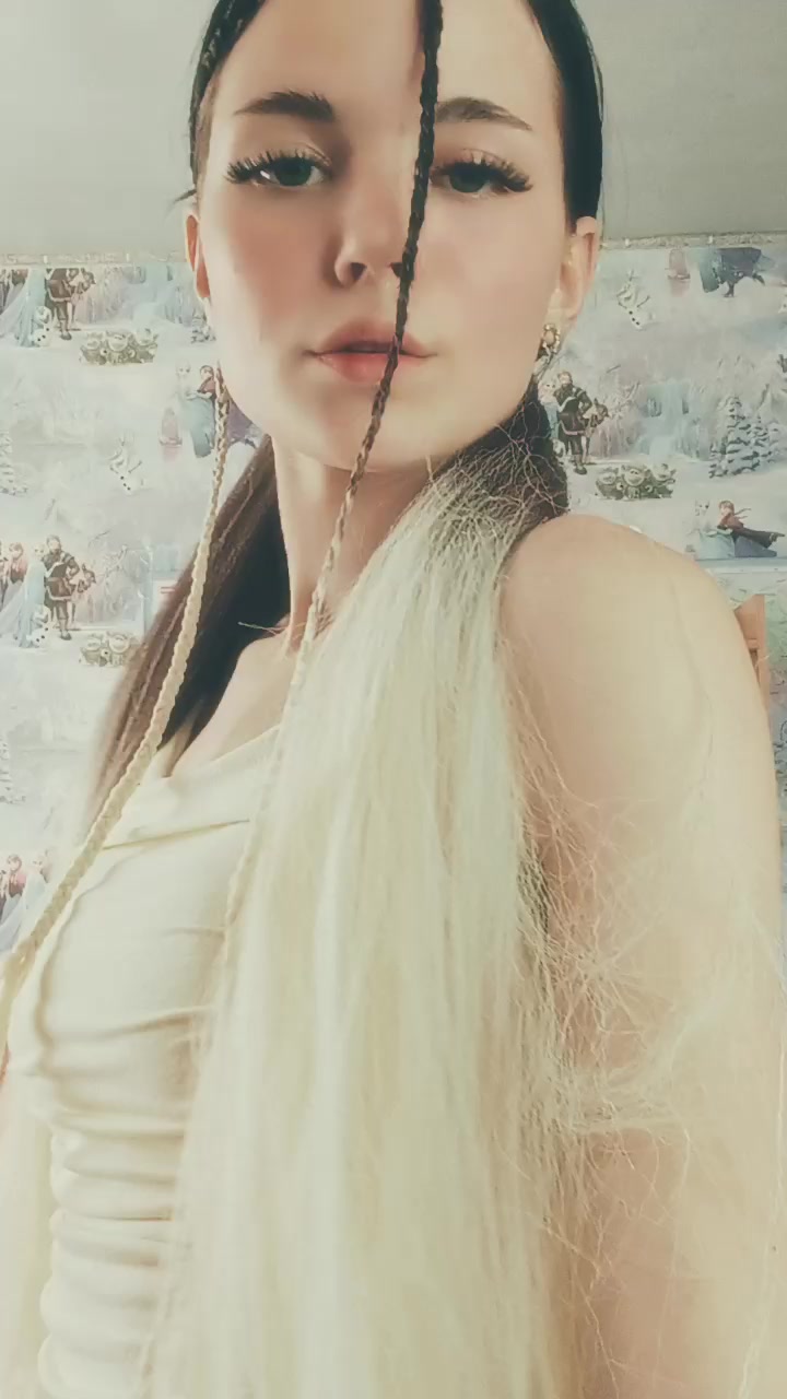 @SanyaSanya