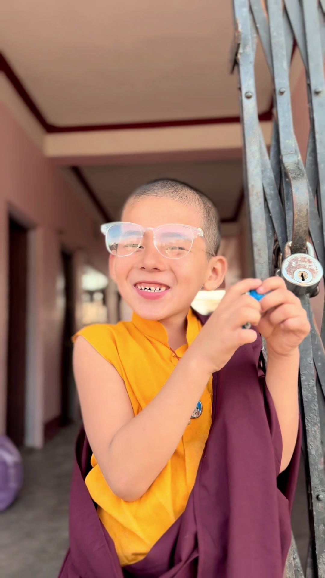 @བློ་བཟང་