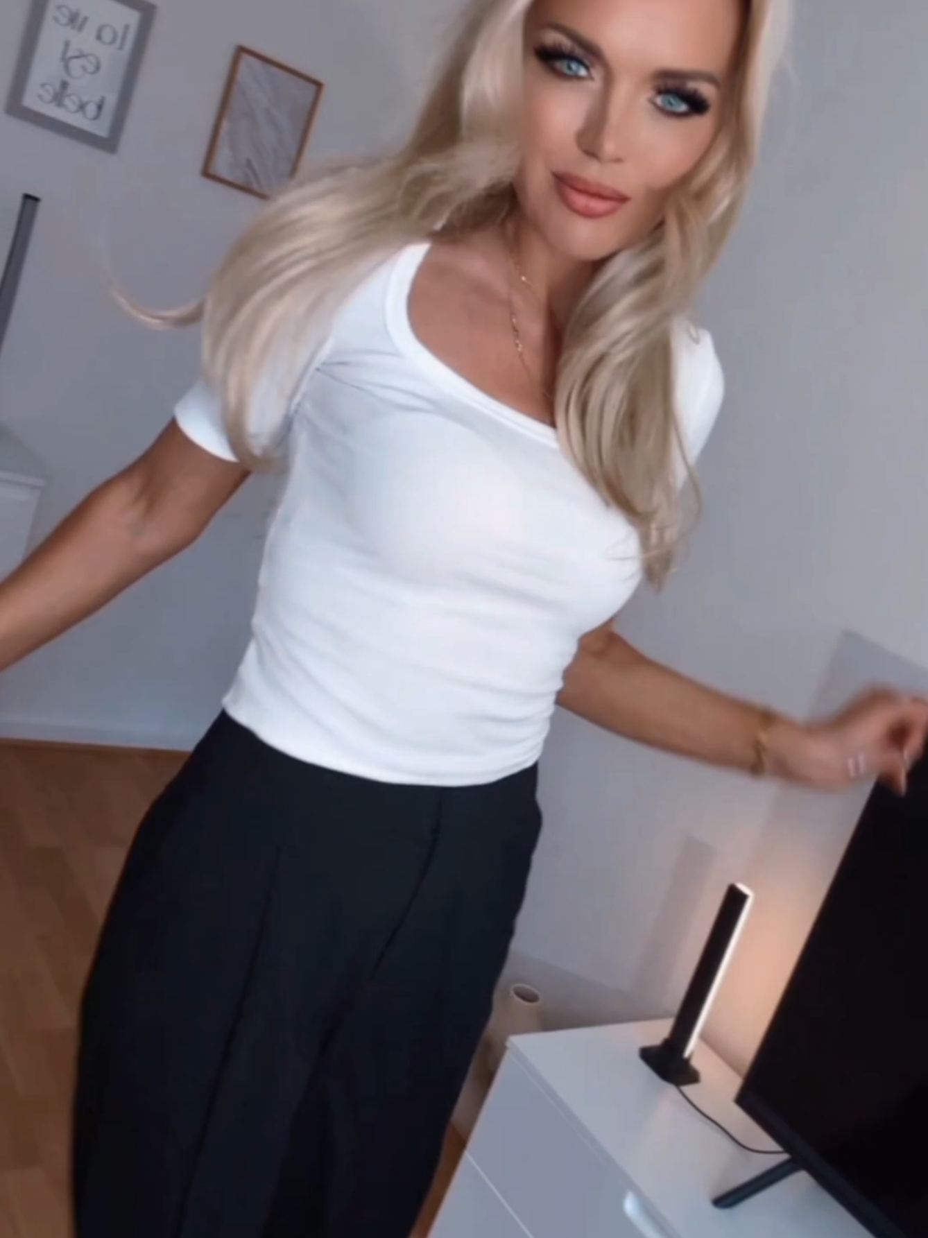 @NickyyyNic