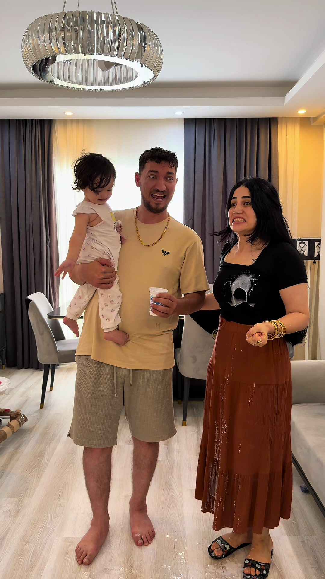 @Özge Official