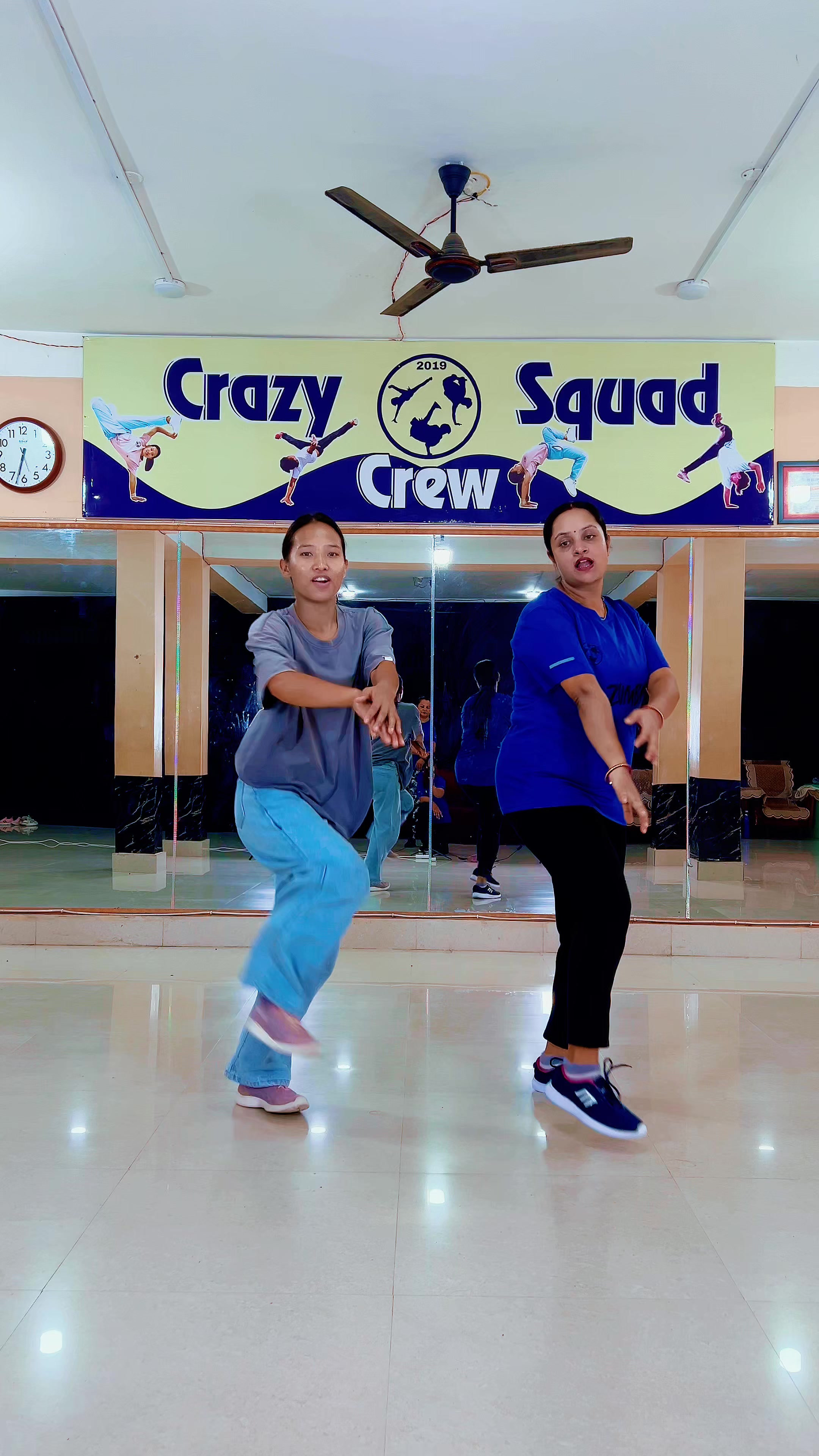 @Crazy Squad Crew