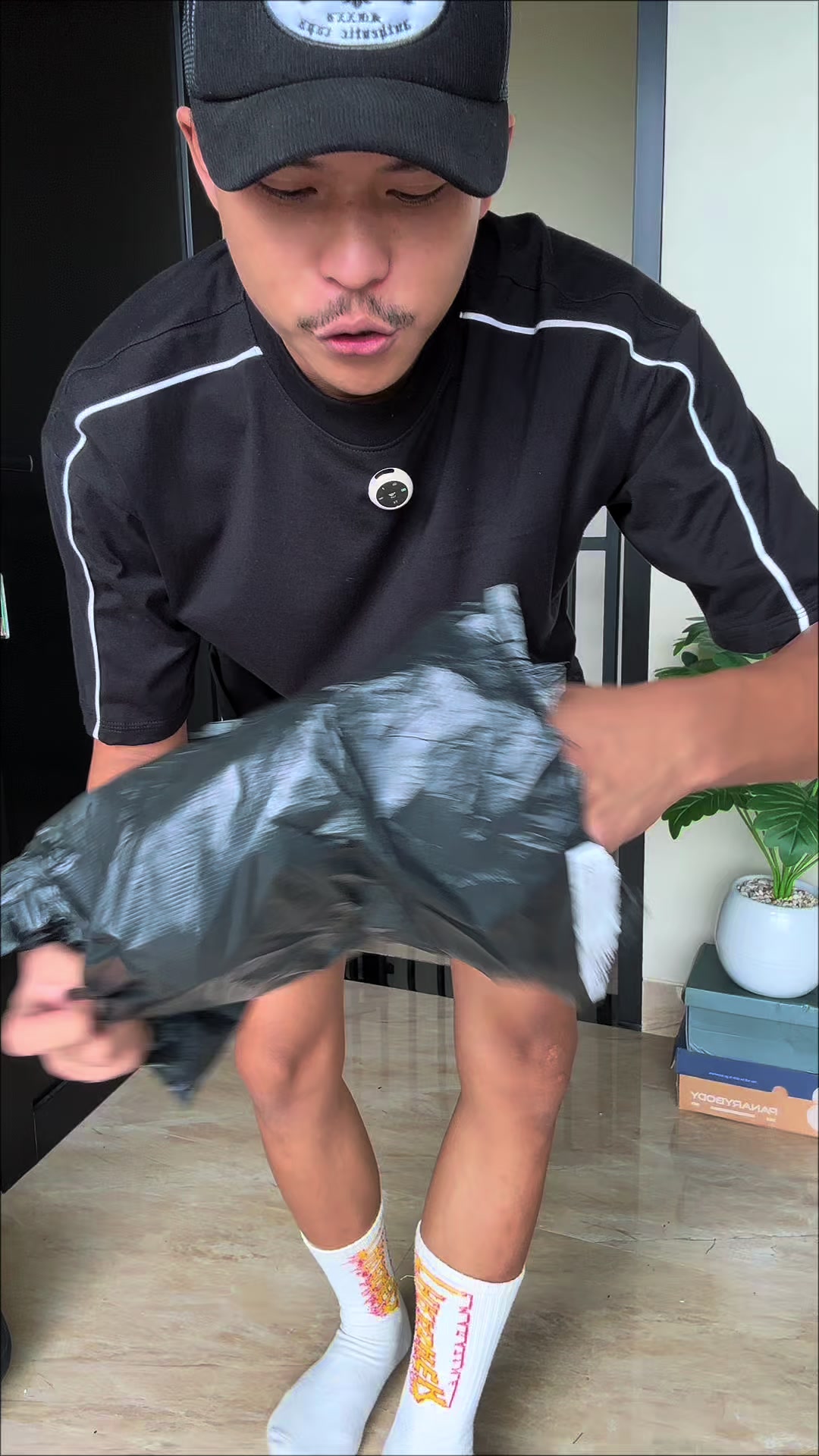 @𝘼𝙛𝙛𝙨𝙝𝙤𝙥_