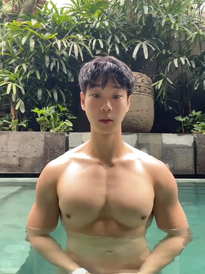 @Tomy🧸🍅
