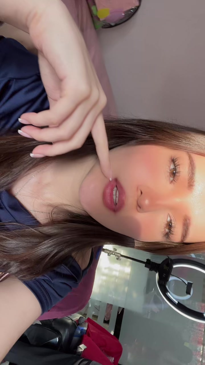 @julieem.0