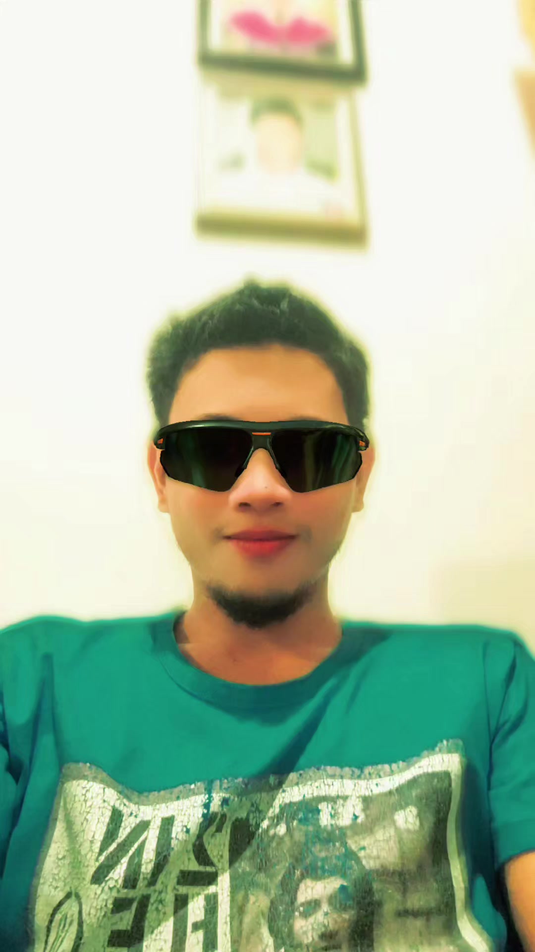 @Ayy ko Ellara