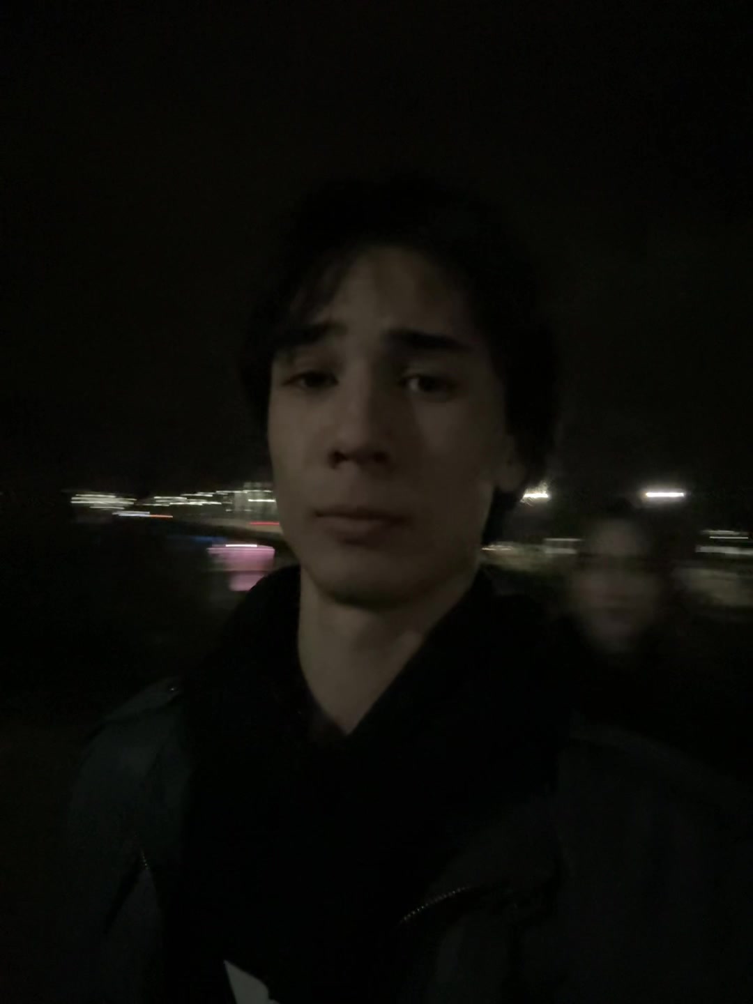 @Зкс