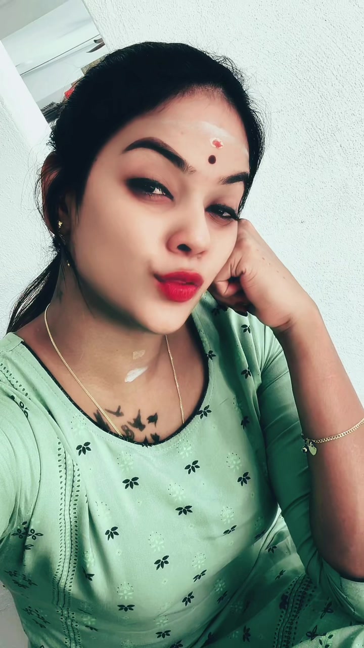 @🐼🖤Saras 🫠Prem🤍🐼