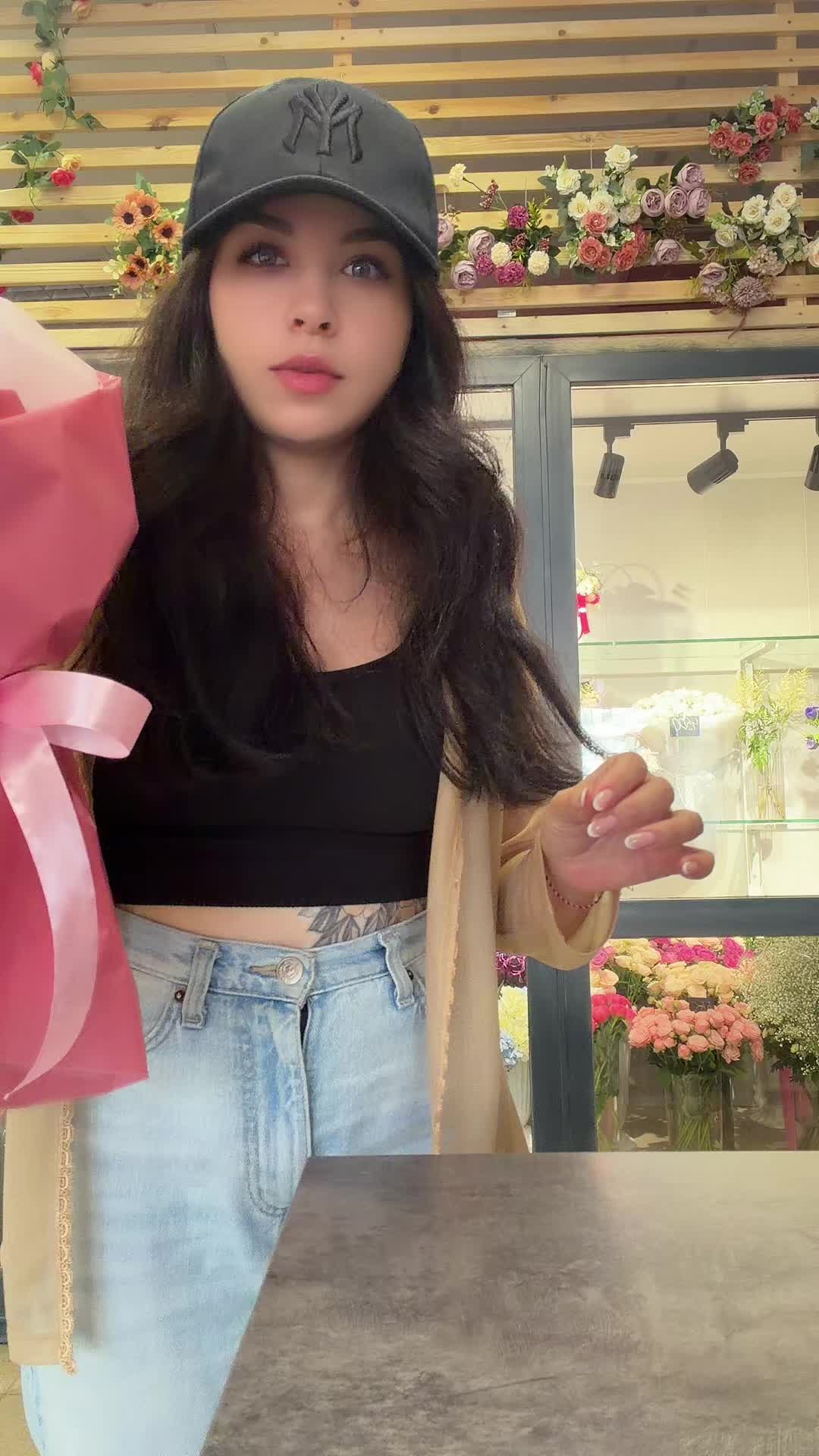 @Карина