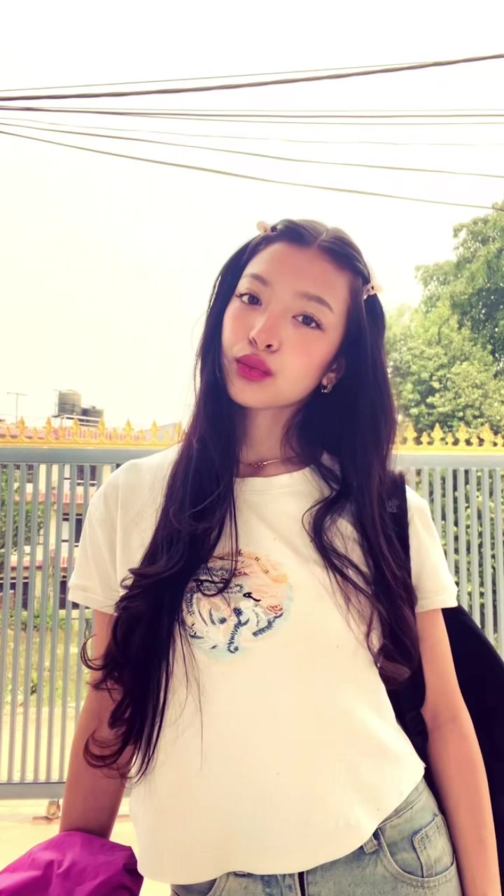 @Ꮧ