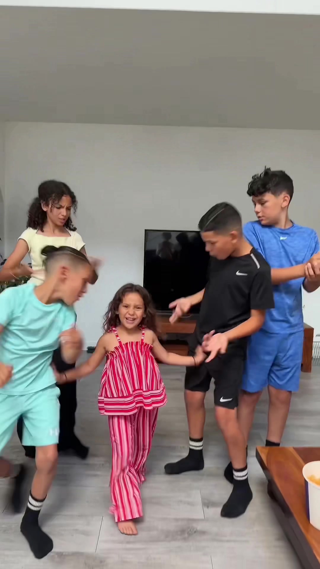 @SANA ET LINA FAMILY