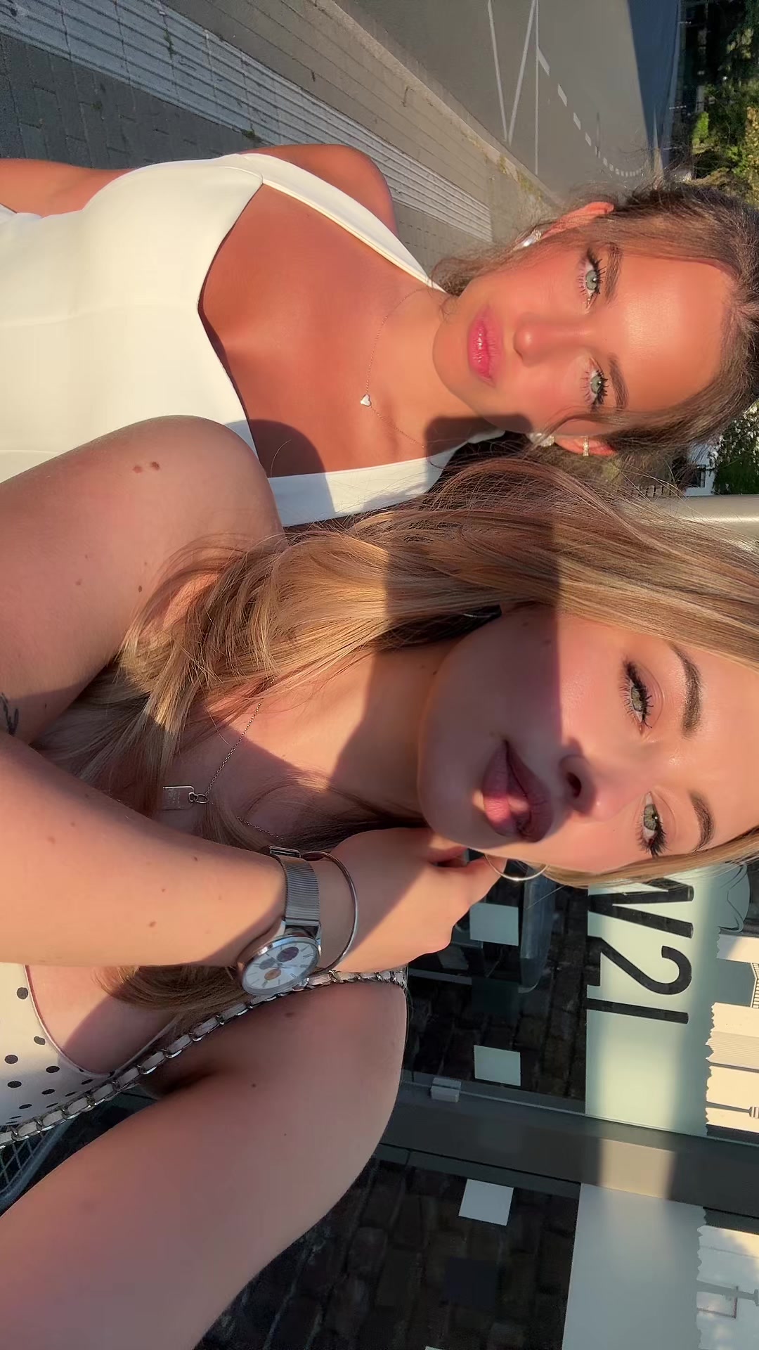 @𝑉𝑎𝑙𝑒𝑟𝑖𝑎 🐾