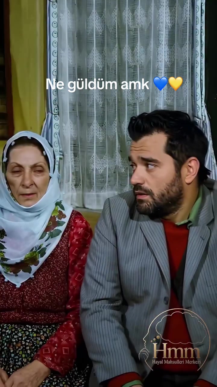 @FB💙💛