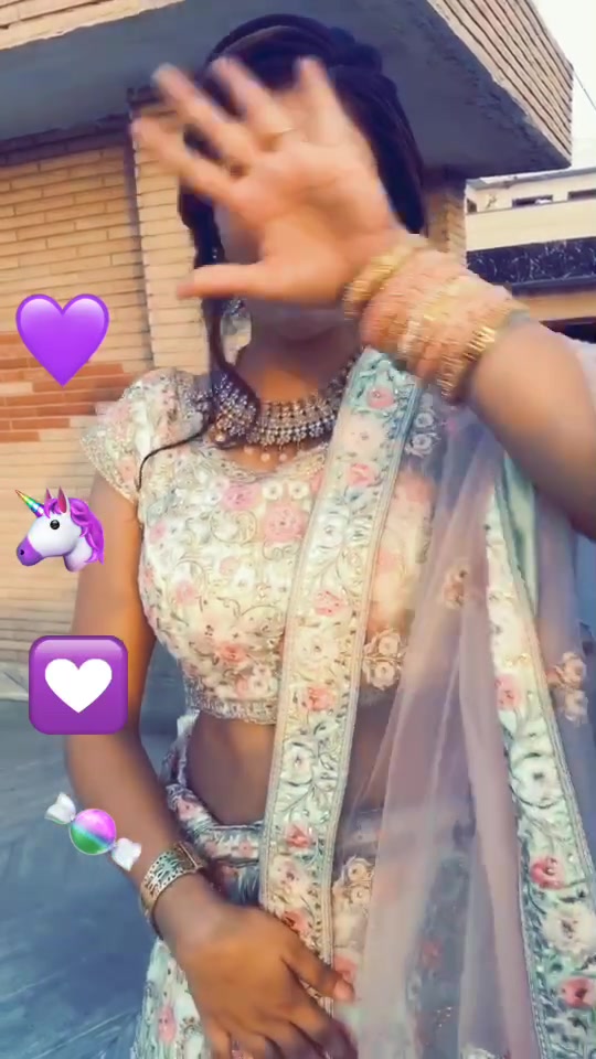 @S H I K H A 🦄