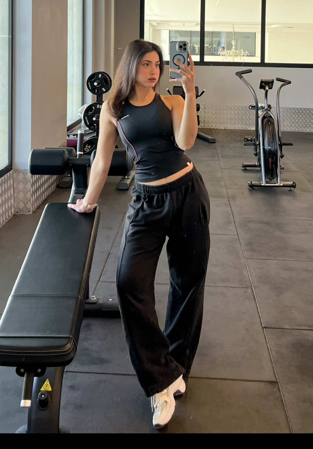 @hi__ba__b