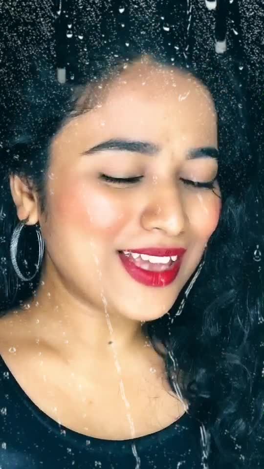 @Aafreen Shaikh👑