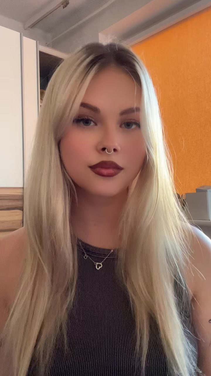 @Shina🧝🏻♀️