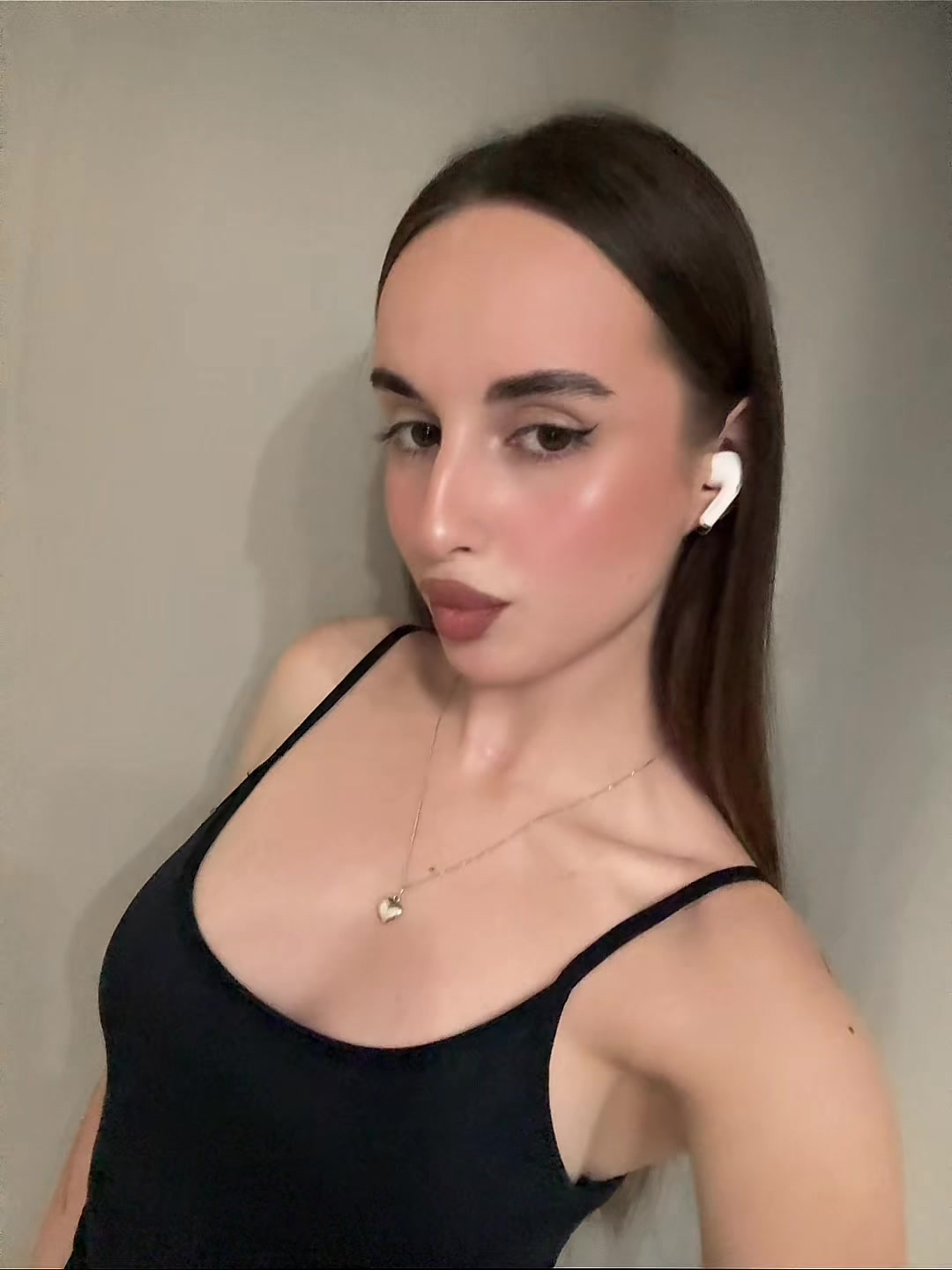 @𝐕 𝐀 𝐋 𝐄 𝐑 𝐈