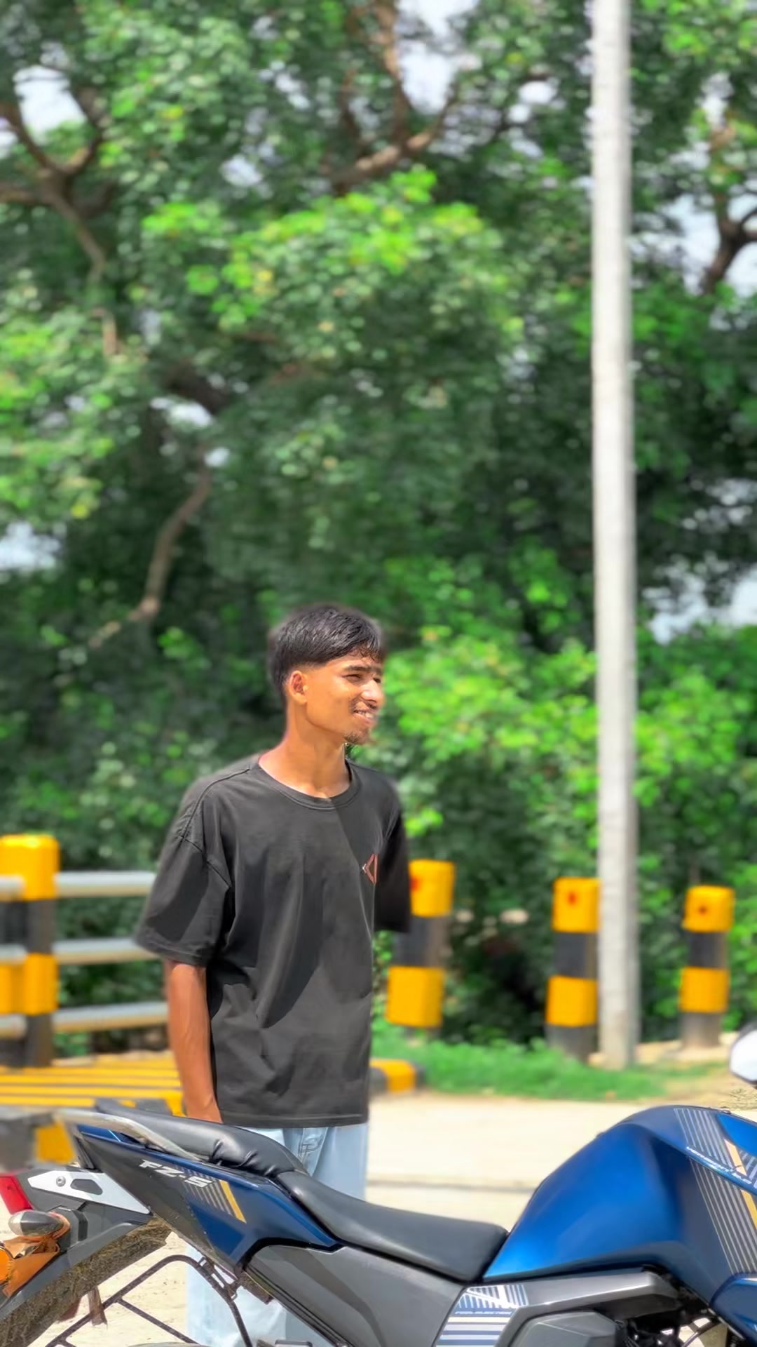 @MU KE SH 🚩
