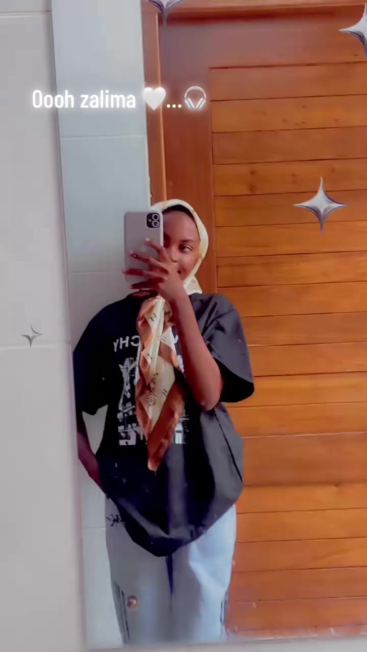 @Roshny4