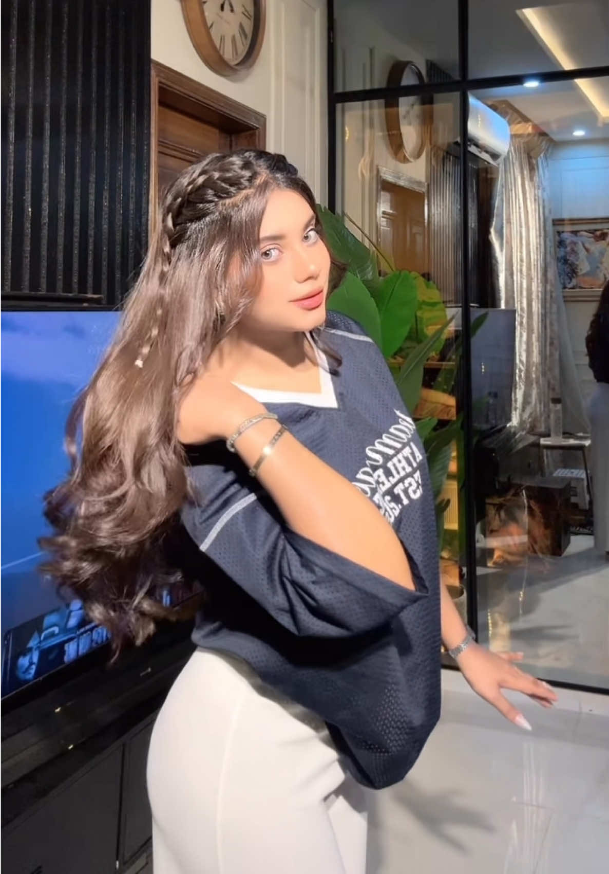 @hiraraaj🥀🥵