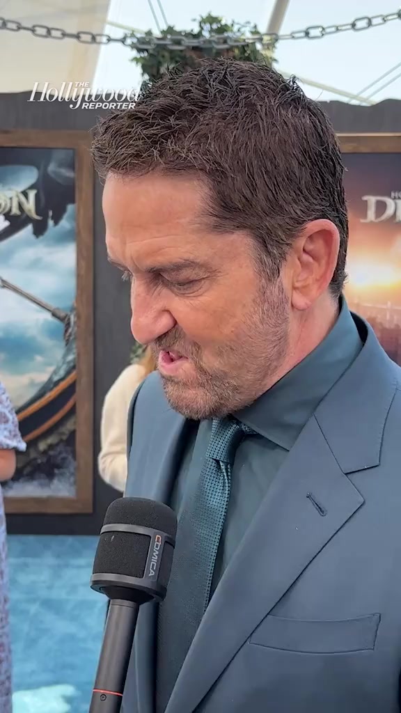 @Gerard Butler Official