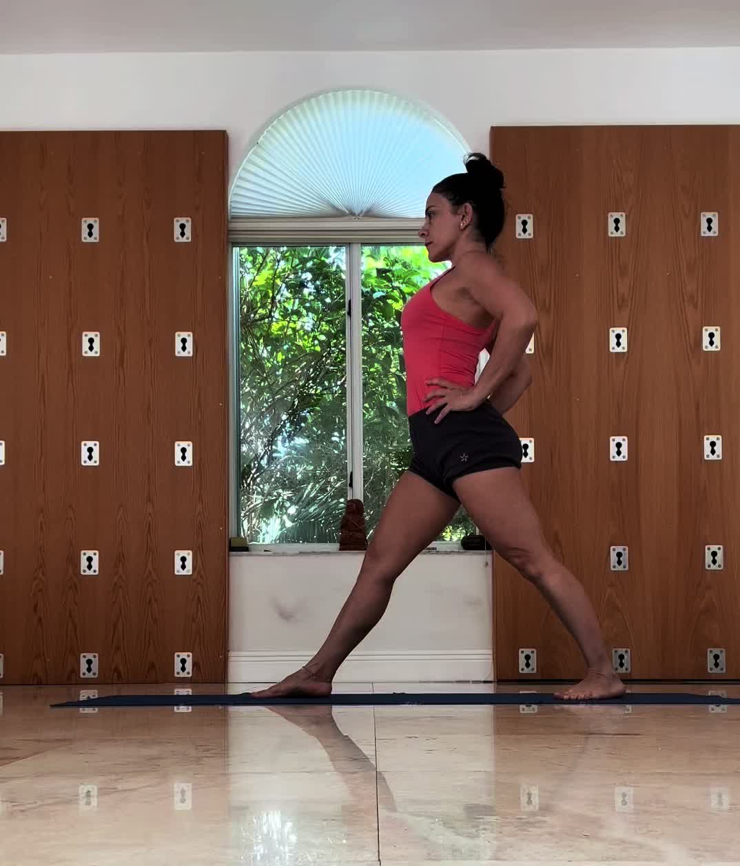 @Nivineyoga