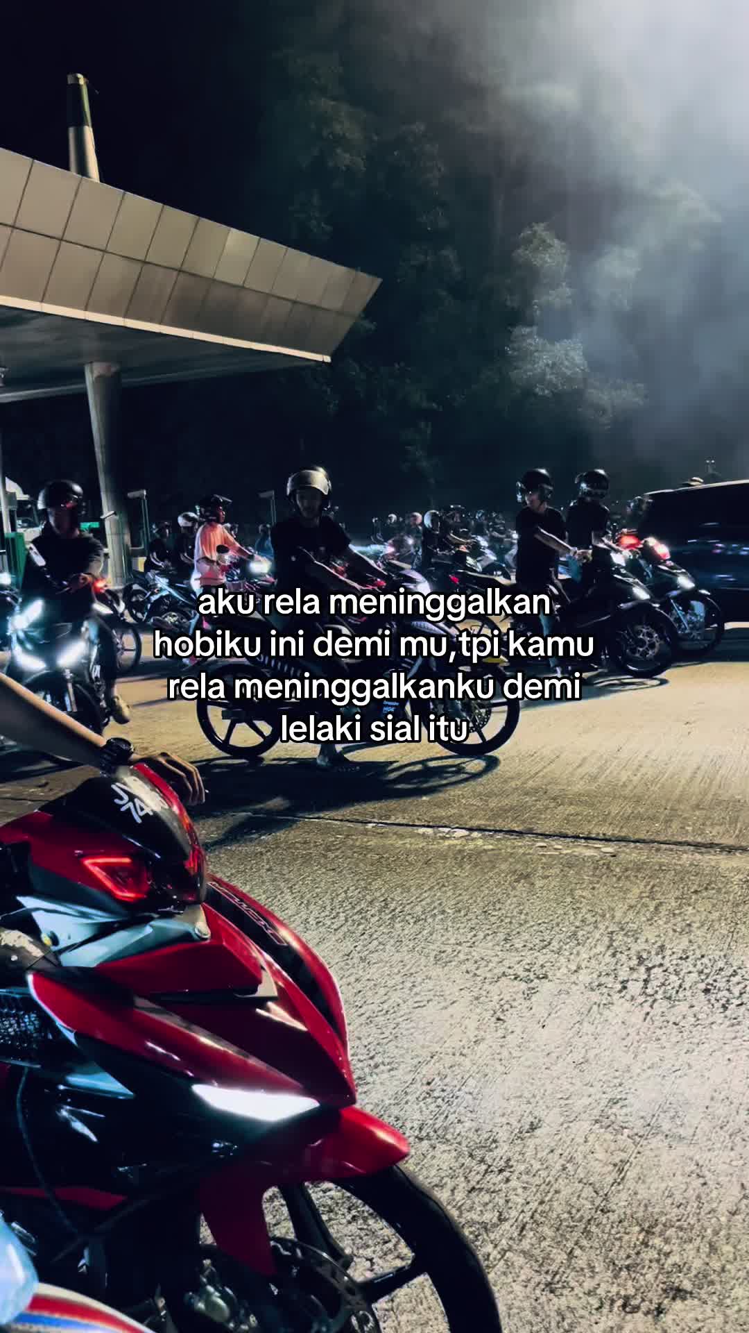 @+011