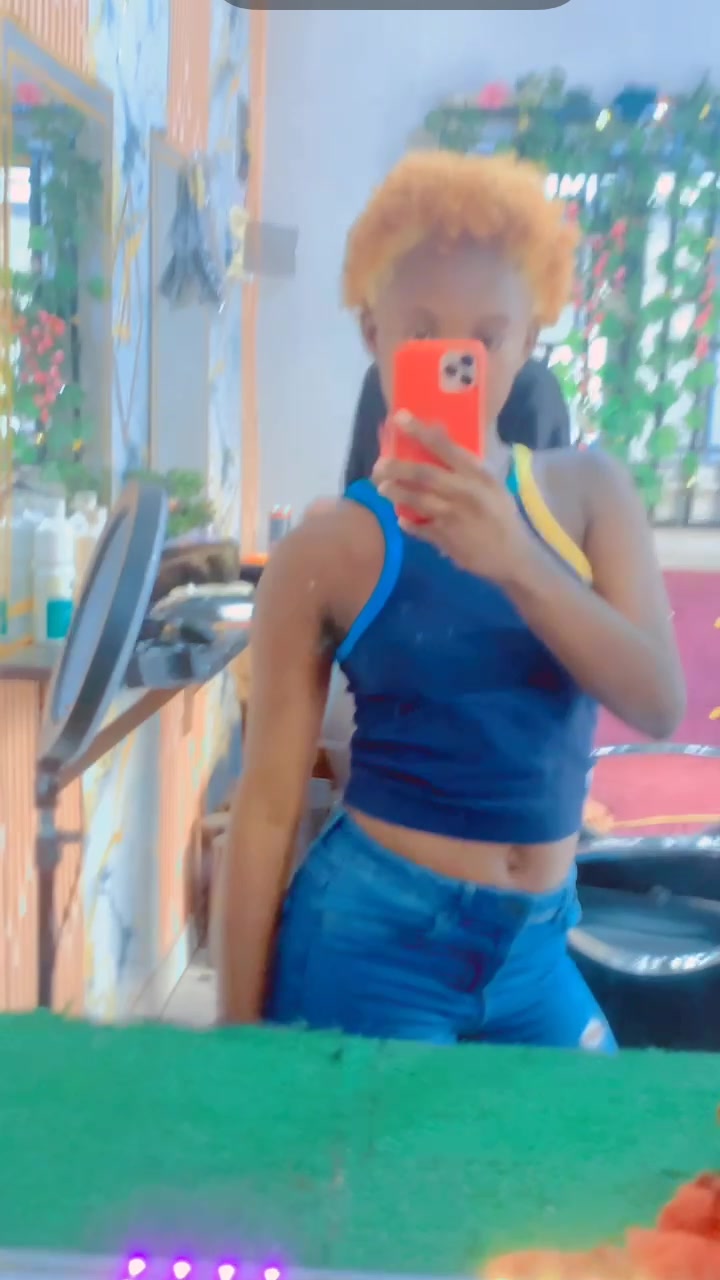 @Emma la menace