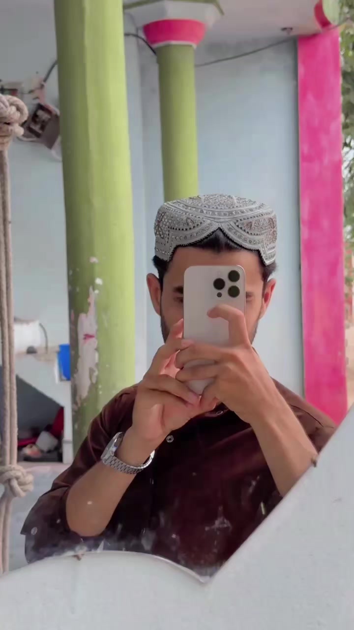 @𖤍 عــمــر