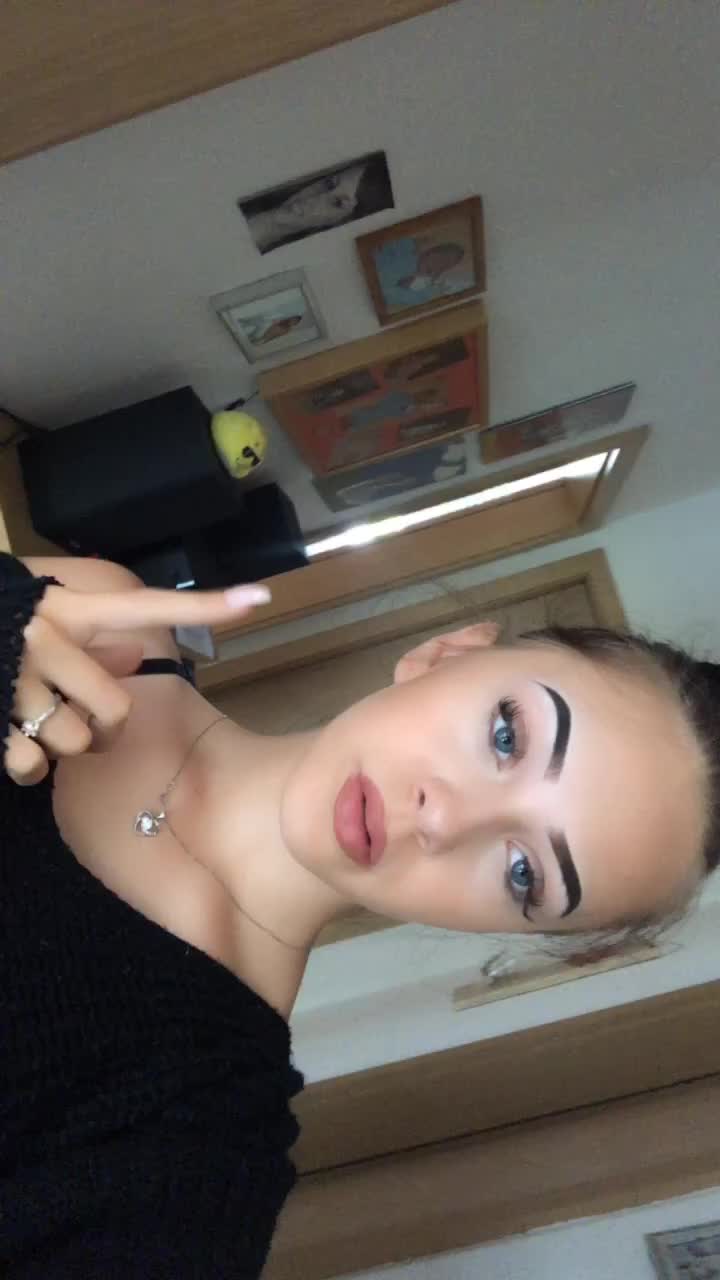 @ellaaa.waveee