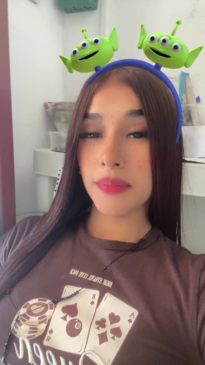 @🫦