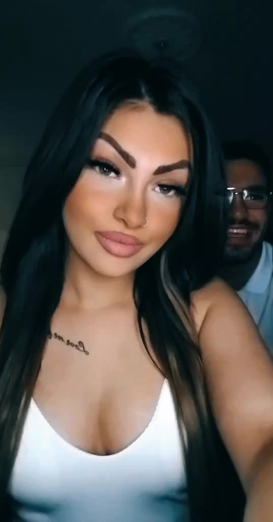@V.Vikt&oacute;ria💋
