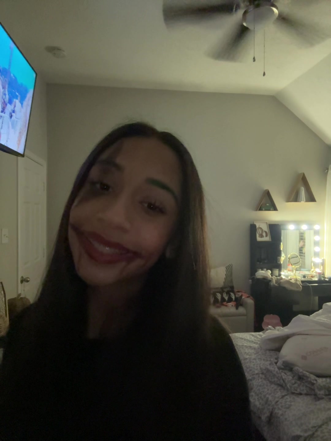 @Leahh