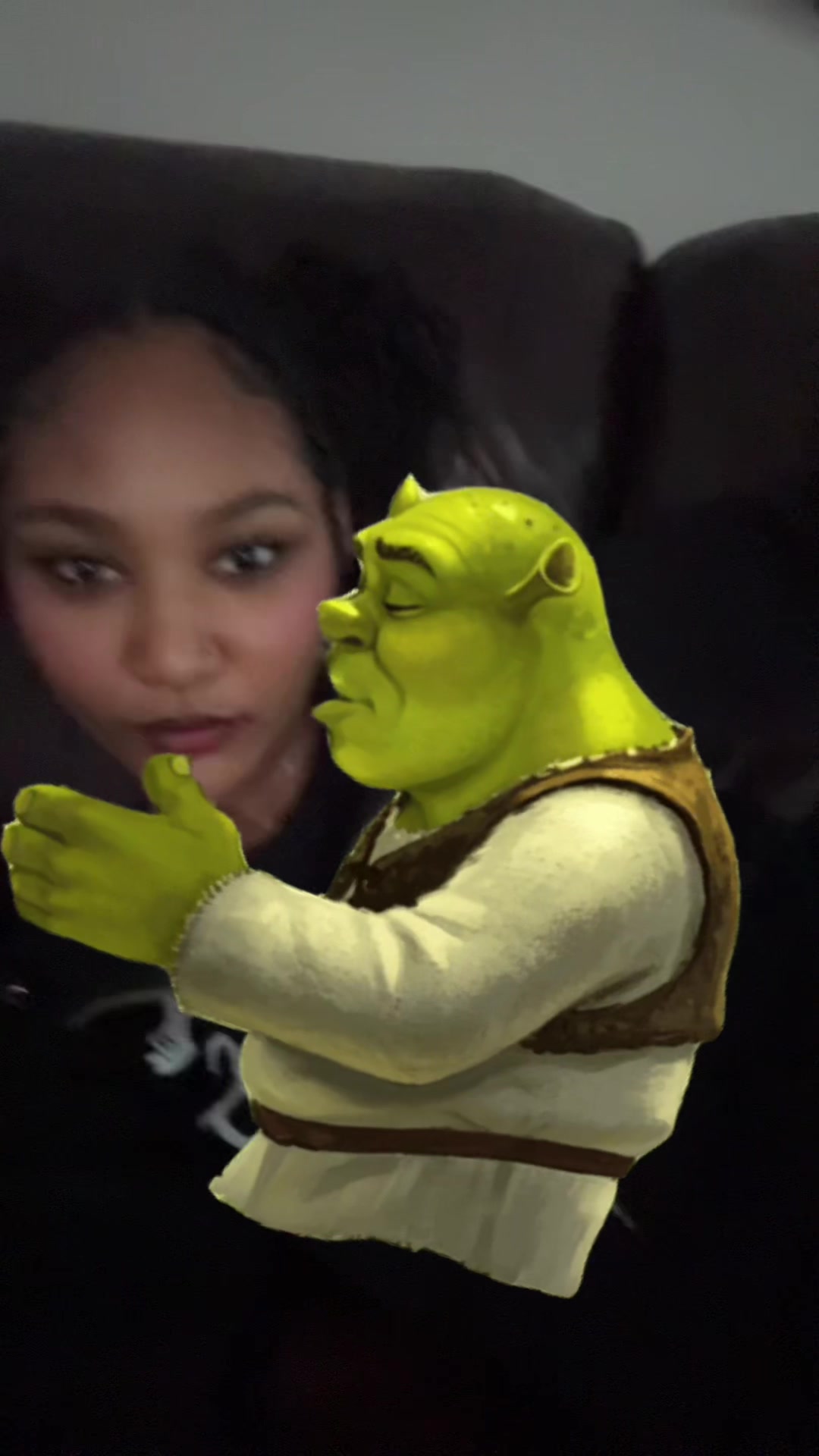 @NAOMI (the queen) & ZARIAH