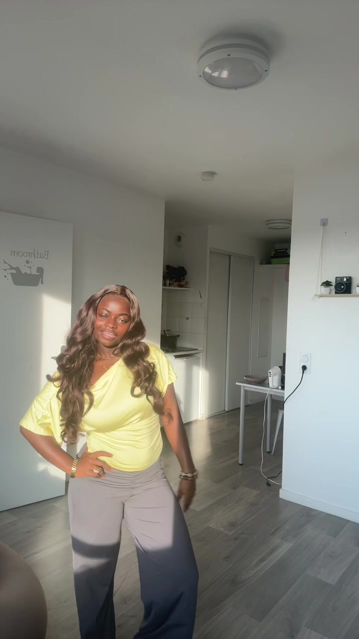 @C Sarah🇨🇲⟭⟬