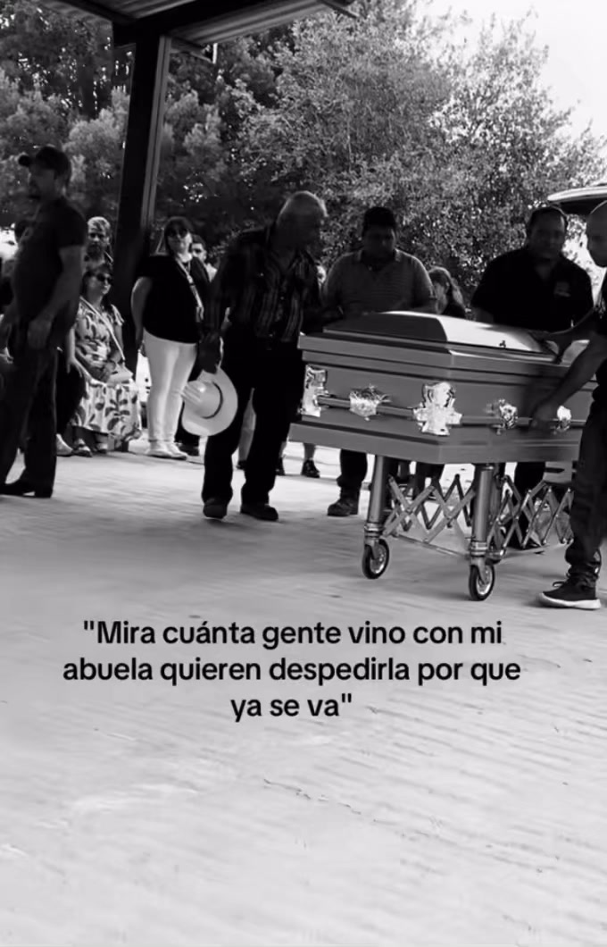 @Monse 🤍✨