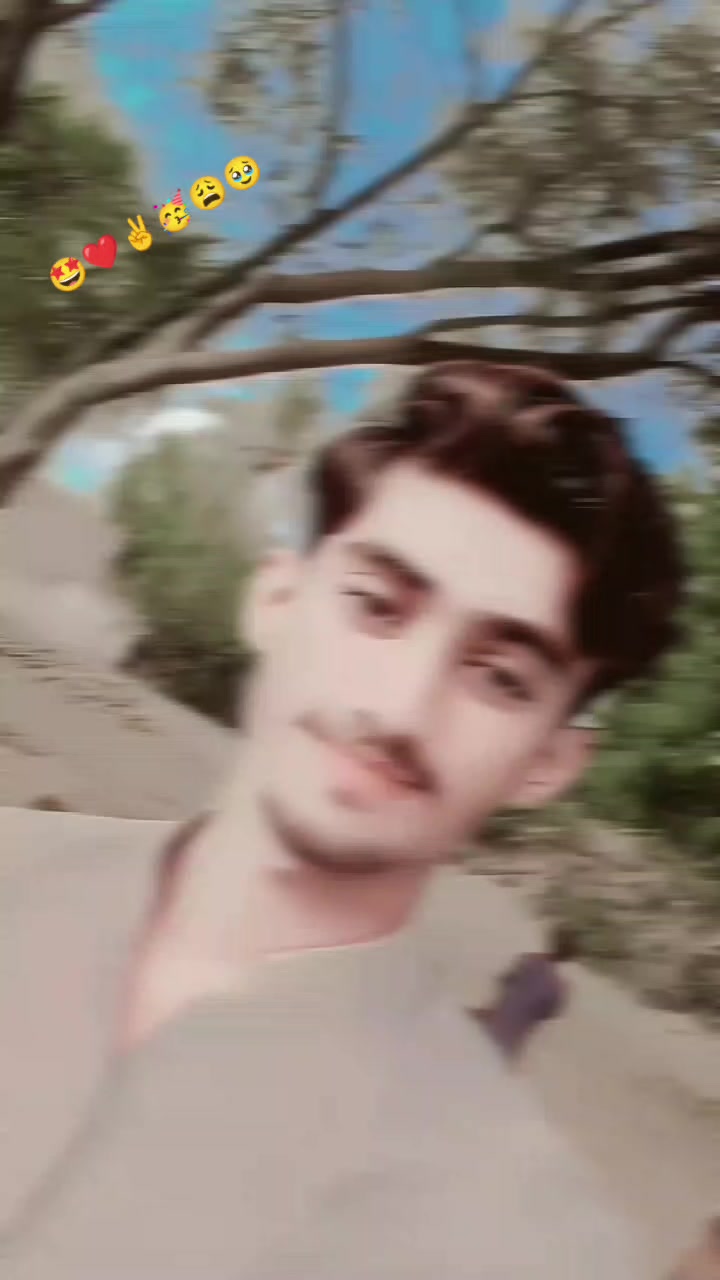 @𝒁 𝑨 ک 𝑰 𝑹 🖤