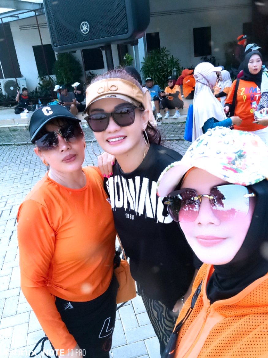 @AliandoSings2403