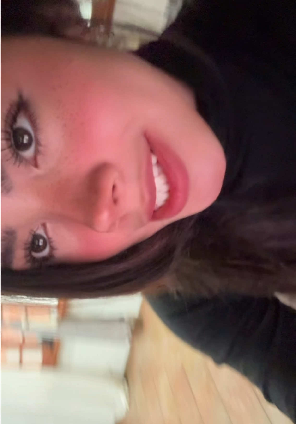 @isabellazoeyc