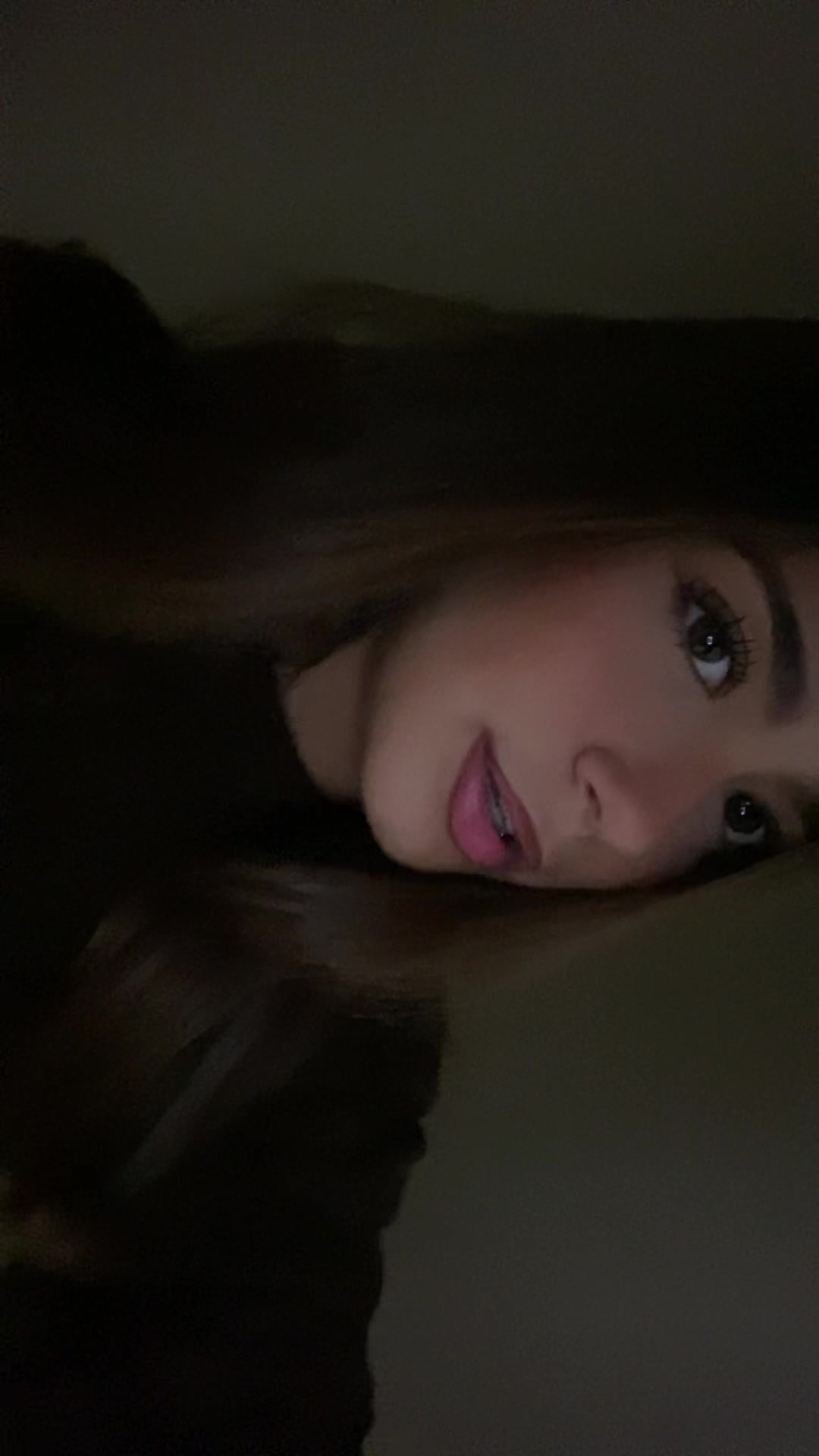 @liviaareiss_