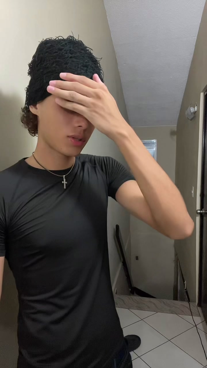 @aaron3lg 🦈